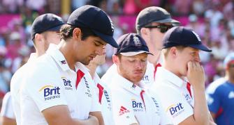 Did dressing room trouble cause England's Ashes loss?