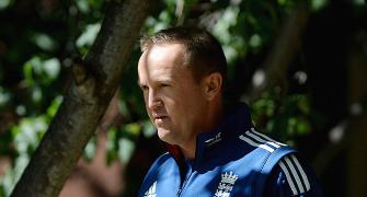 Andy Flower joins Aus coaching staff