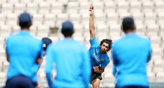 India bowling coach gives no time-frame for Ishant's return