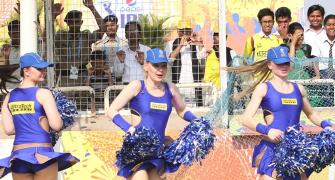 IPL PHOTOS: Why the cheergirls ran for cover...