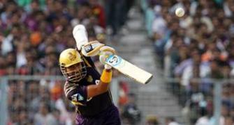 Kolkata knock Bangalore out, qualify for play-offs