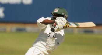 Masakadza's century boosts Zimbabwe