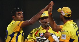 'Our bowling is struggling slightly,' admits Dhoni