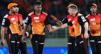 IPL: Warner's belligerent 91 helps Hyderabad overpower Kolkata