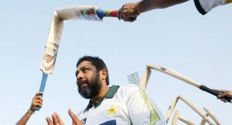 Want to perform under pressure? Play India, says Inzamam