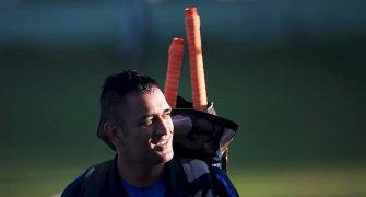 BCCI sends 'clear cut message': Dhoni will be our leader at T20 WC