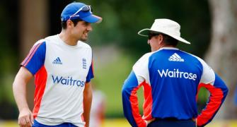 England aim to dethrone Test kings South Africa