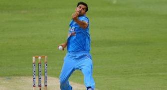 Mohit replaces injured Ishant in India's World Cup squad