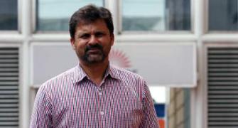 Moin Khan ordered to return home from World Cup: PCB