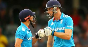 Taylor, Butler help England dump India out of tri-series