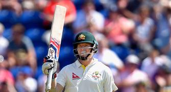 Ashes PHOTOS: Record-breaking Rogers makes hay for Australia