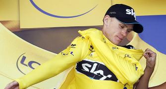 Lance Armstrong makes low key return to Tour as Froome leads