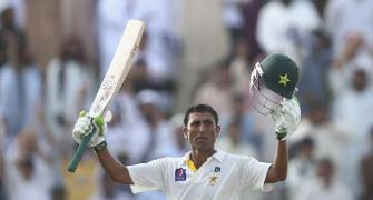 PCB, former players pay rich tributes to Younis Khan