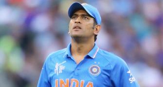 Let's not make 50-over game like a T20, says Dhoni