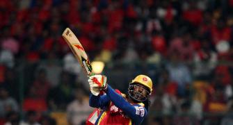 IPL: Lucky Gayle crushes Punjab's play-off hopes