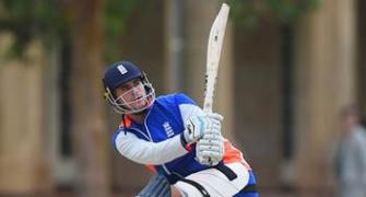 Hales to replace Anderson in Mumbai Indians' squad