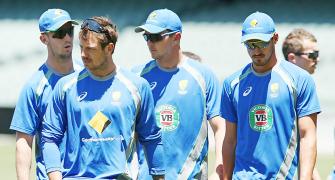 Australia quicks Starc, Hazlewood to miss South Africa tour