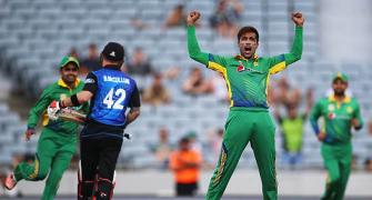 Tainted fast bowler Amir in Pakistan squad for WT20