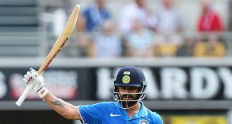 Kohli breaks De Villiers's record, fastest to 7000 ODI runs