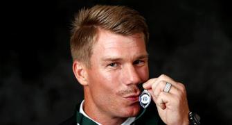 Warner pips Smith to win Allan Border Medal