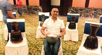 Team India's bonding session: Dhoni, Rahane turn percussionists