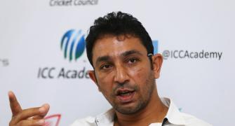 Azhar Mahmood offered assistant coach's job