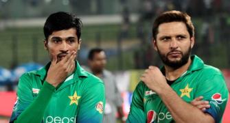 Afridi spoke his mind, not controversial: Waqar Younis