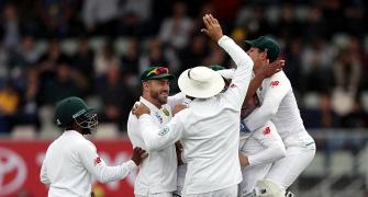 PHOTOS: South Africa in control after Australia crash for 85