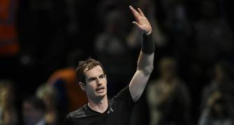 Murray endures Nishikori's onslaught; to face Wawrinka next