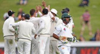 New Zealand rip through Pakistan to clinch series 2-0