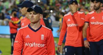 England's Morgan and Hales out of Bangladesh tour