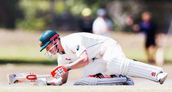 Warner recovering from neck blow