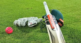 Batsman hits six sixes in row to win T20 club tourney