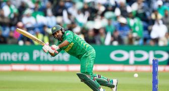 Pakistan captain Sarfraz suspended for controversial taunt