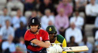 Bairstow leads England to rout of South Africa in 1st T20