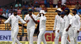 India keep Vijay but Pandya out for last two tests vs Australia