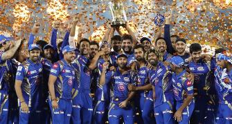 Twitter reacts after thrilling Mumbai Indians' win