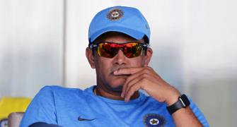 No auto extension for Kumble, BCCI invites applications for head coach