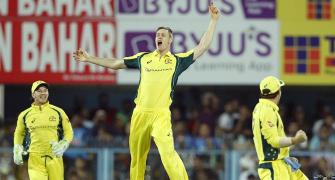 Behrendorff destroys India as Australia level series