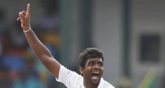 Perera bags five wkts as Sri Lanka beat Pakistan