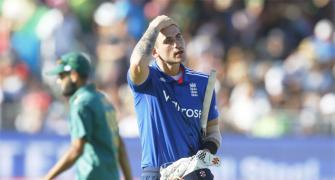 Cricket Buzz: Morgan urges ODI stars to opt for Ashes over T20 leagues