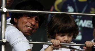 Chak De! Shah Rukh wants son AbRam to play hockey for India