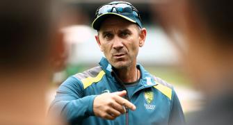 Australia's Langer not 'edgy' ahead of contract talks