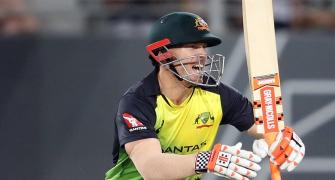 Australia pull off record run chase in T20I history!