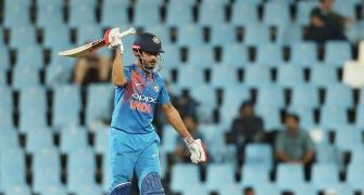 Frustrated Pandey has big boots to fill batting at number 5