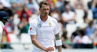 Injured Steyn ruled out of India Test series