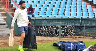 India gasp to stay afloat ahead of Centurion Test
