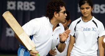 Here's your chance to take cricketing lessons from Tendulkar