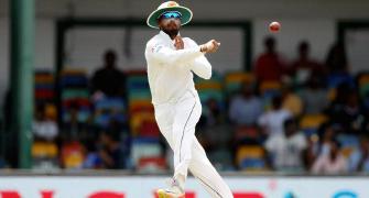Chandimal faces ICC hearing over ball tampering charges