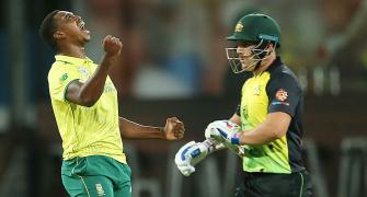 South Africa beat Australia in truncated one-off T20